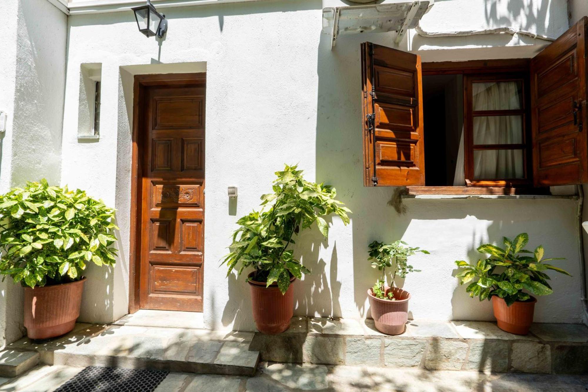 Guesthouse Papachristou ツァガラダ エクステリア 写真