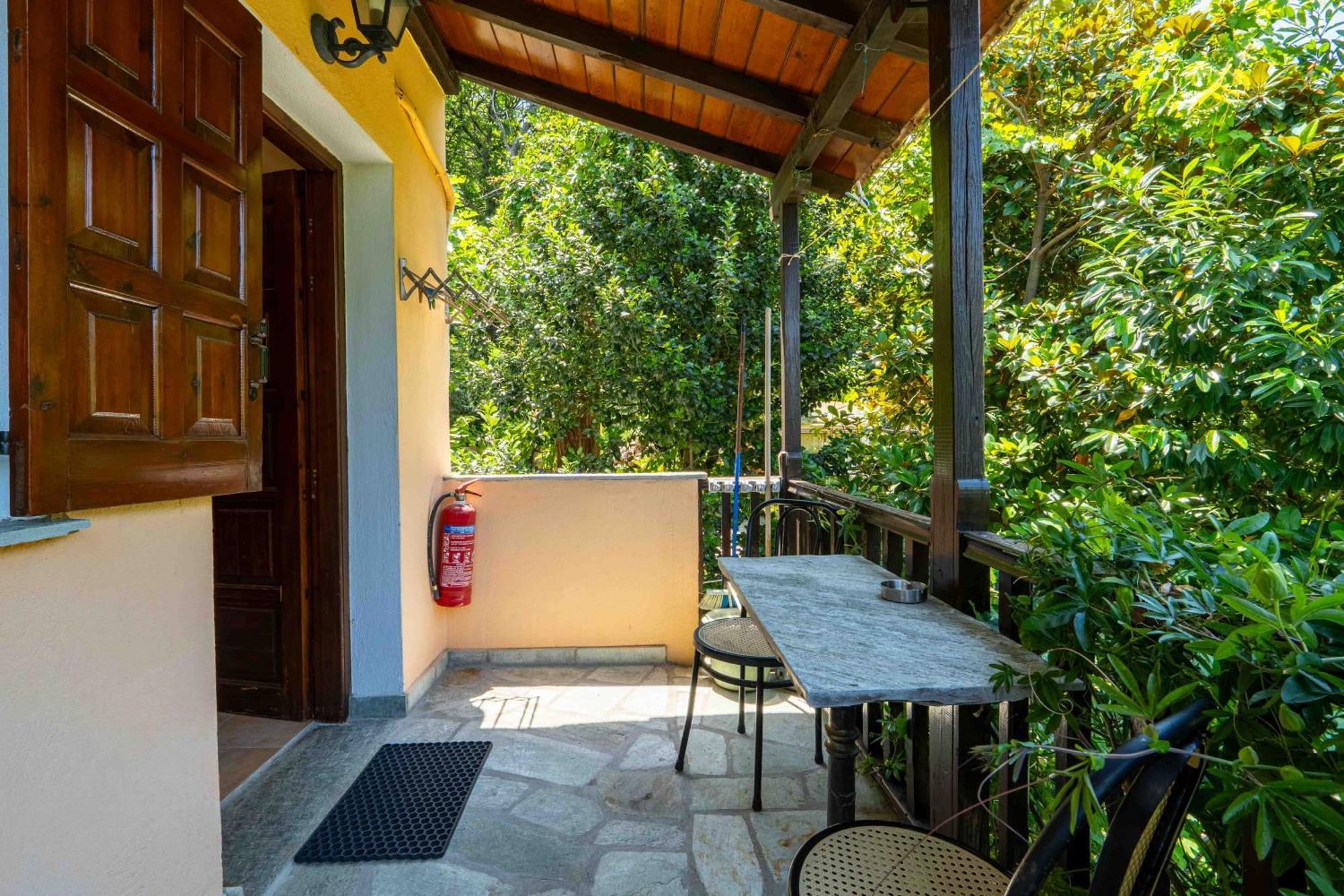 Guesthouse Papachristou ツァガラダ エクステリア 写真