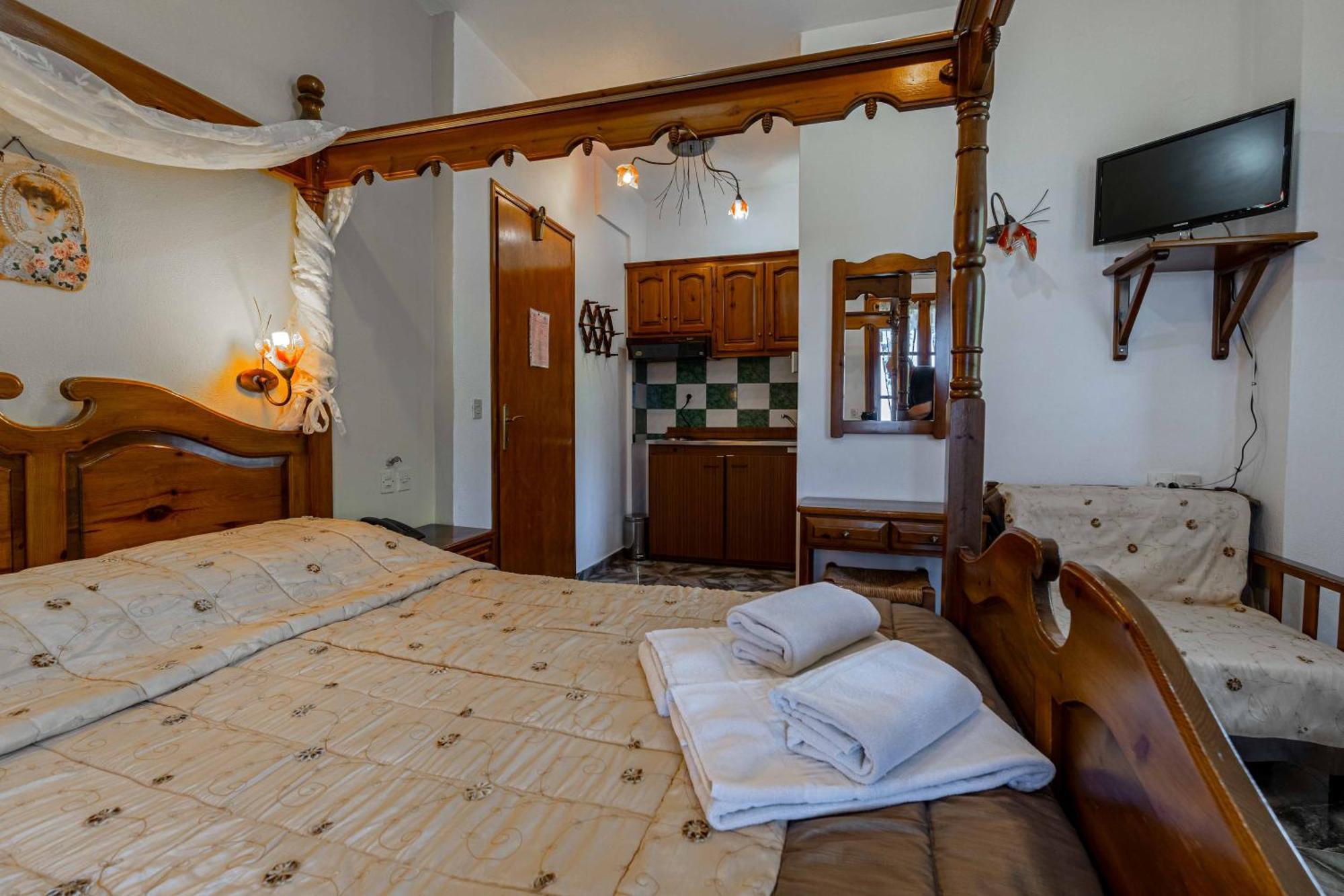Guesthouse Papachristou ツァガラダ エクステリア 写真