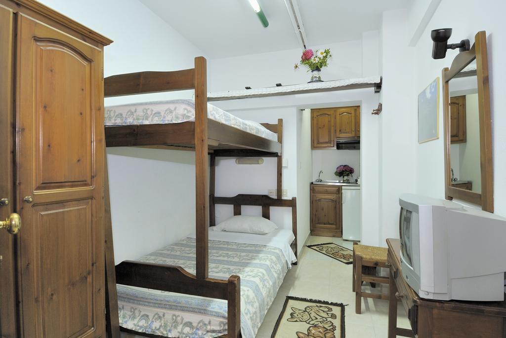 Guesthouse Papachristou ツァガラダ エクステリア 写真