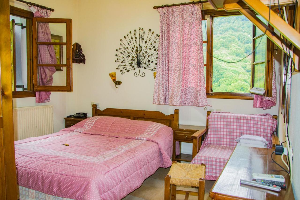 Guesthouse Papachristou ツァガラダ エクステリア 写真